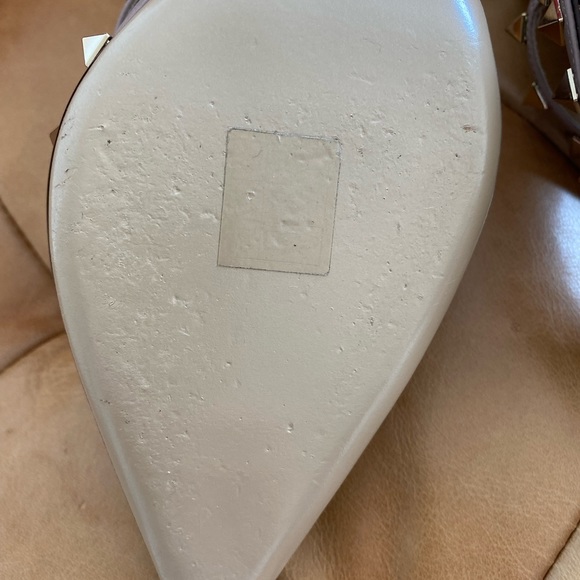 Authentic Valentino pumps - size 39 - Picture 8 of 16